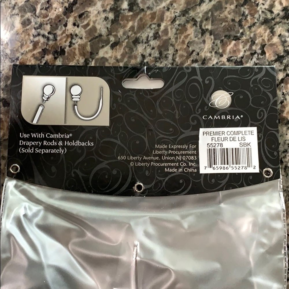 NWT Curtain Rod Ends - Picture 3 of 4